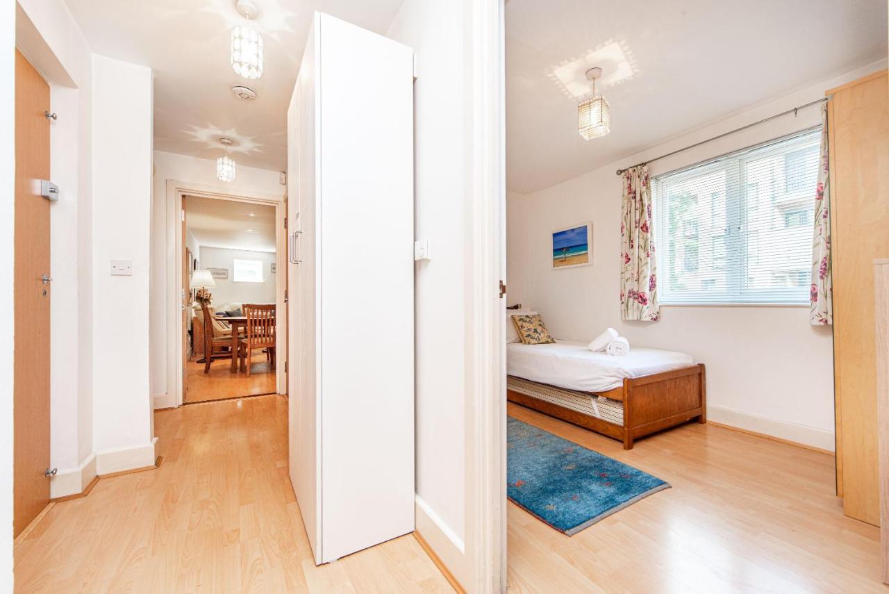 Pass The Keys Delightful Apartment Close To River In Se16 London Exterior photo
